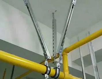 闸阀支撑架的质量要求。价格决定了永寿抗震支撑框架的质量。